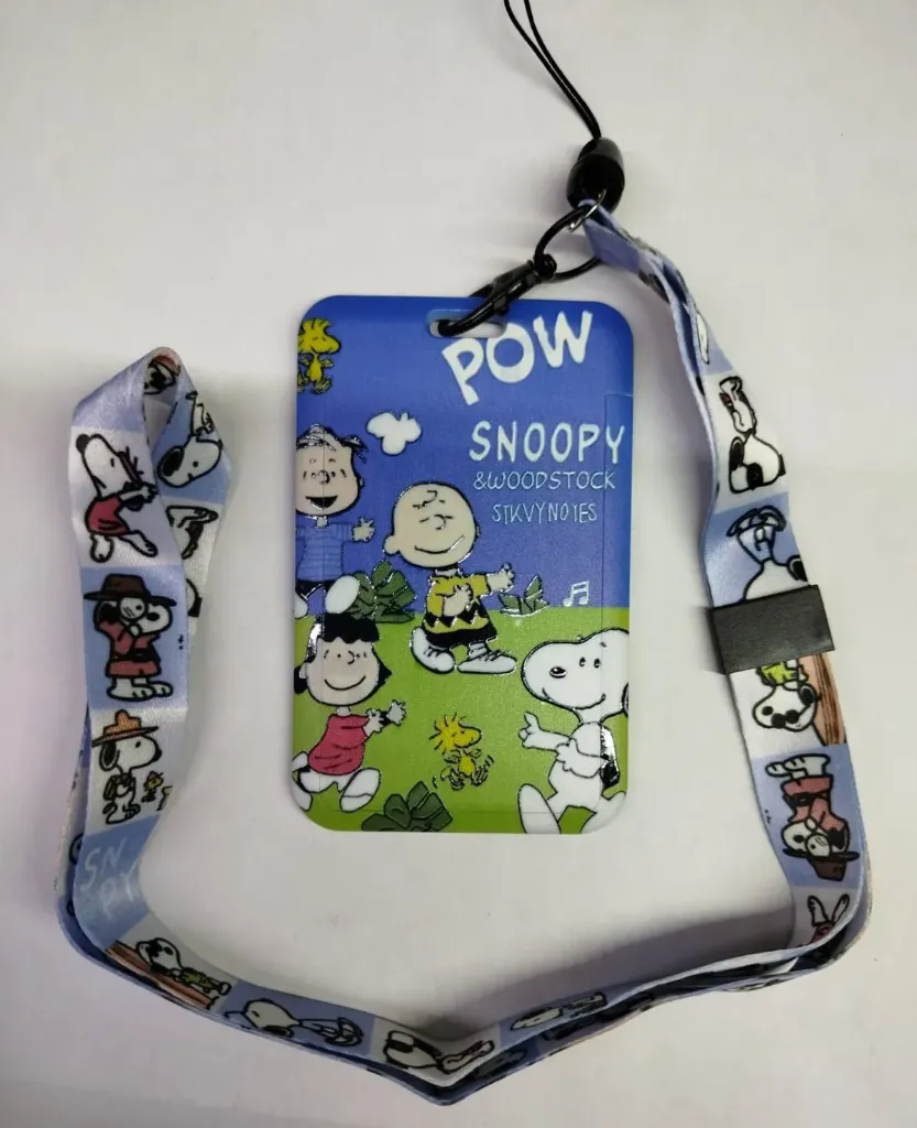 Porta Gafete Snoopy